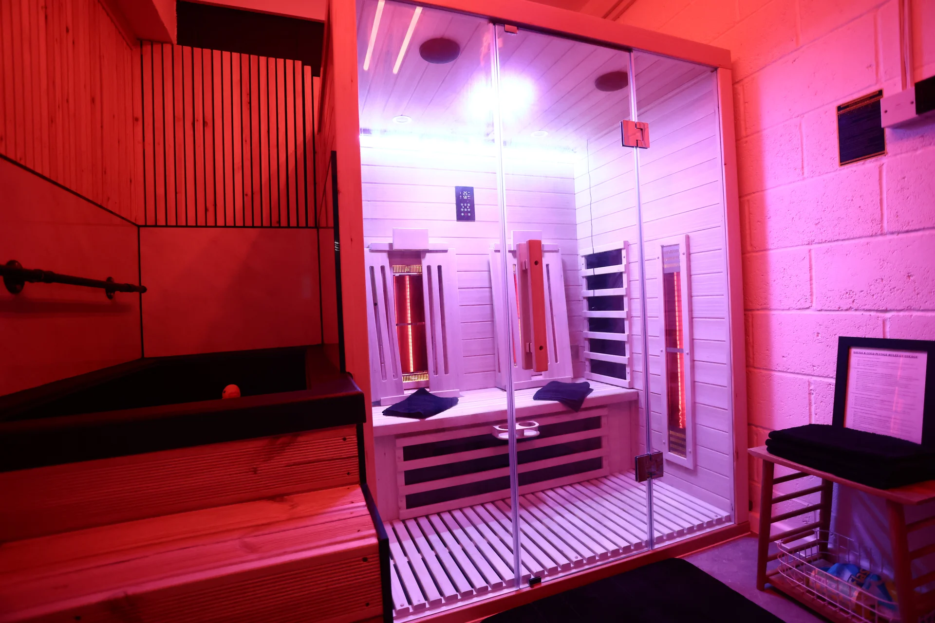 Infrared Sauna vs Cold Plunge: Which Should You Do First?